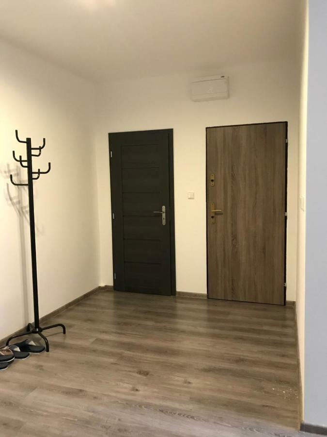 Royal Apartment KLV Exterior foto