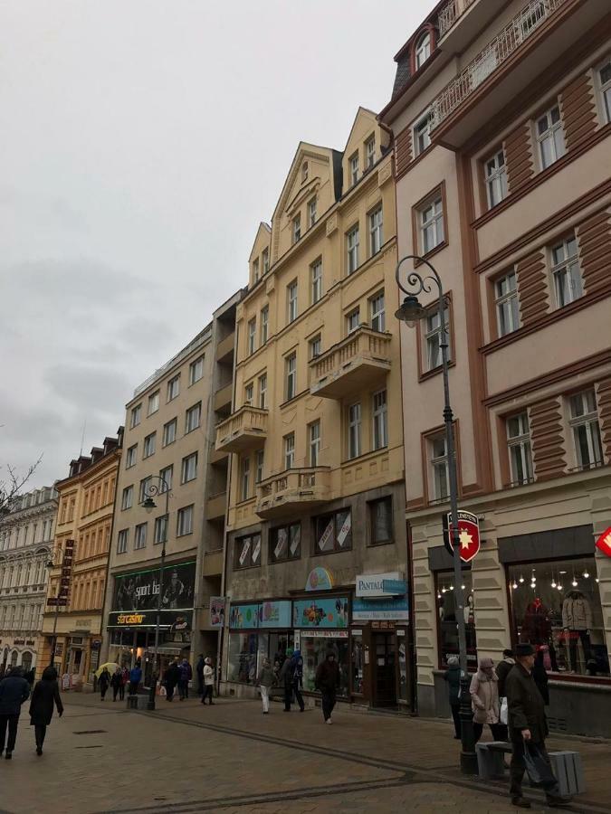 Royal Apartment KLV Exterior foto